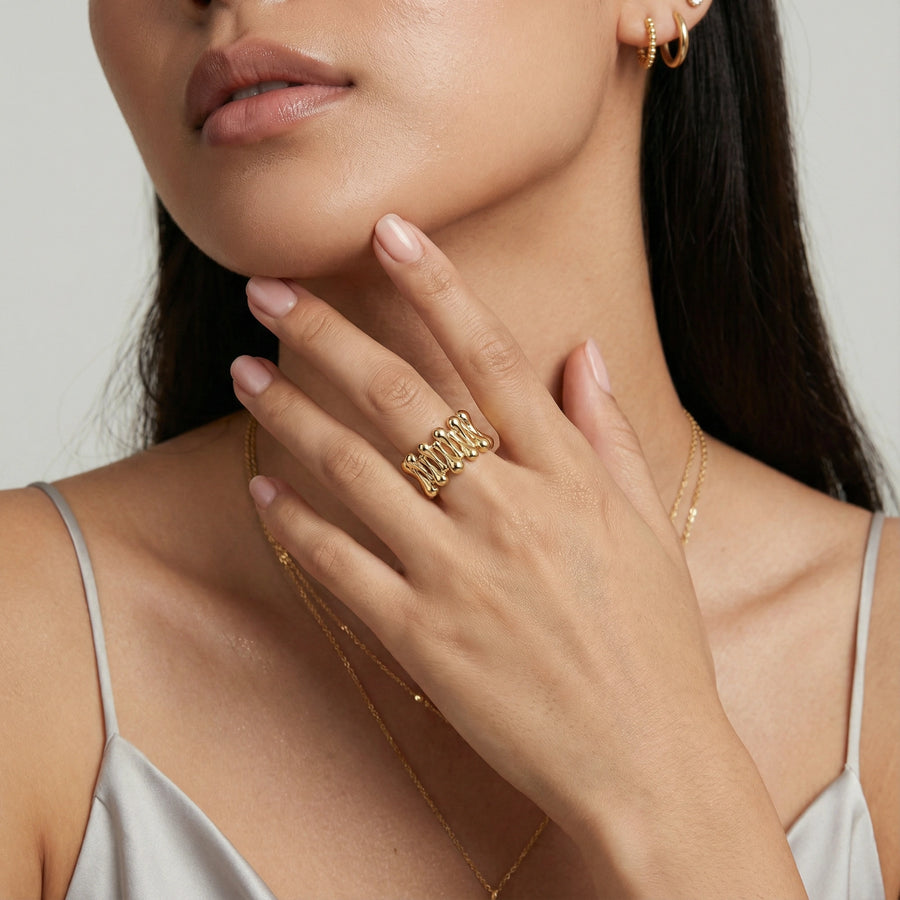 Golden Rope Sculpture Ring | LIZNA GLOW