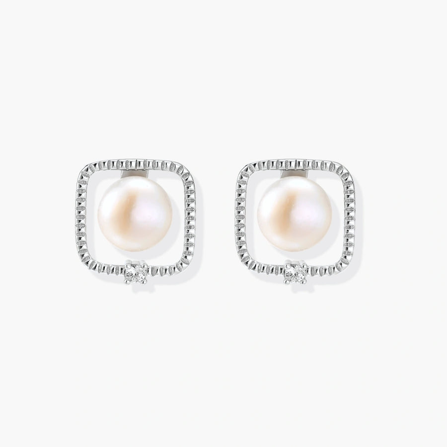 Halo Pearl Earrings | LIZNA GLOW