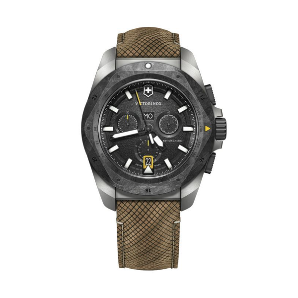 Reloj Victorinox I.N.O.X. Chrono 241988.1 — Titanio y Carbono · 43 mm · 20 ATM