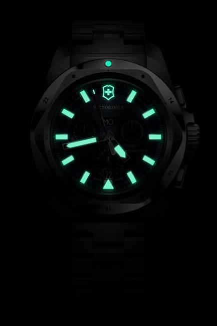 Victorinox I.N.O.X. Chrono 241985 vista frontal